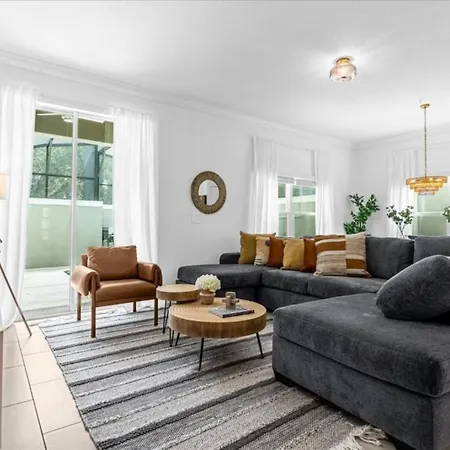 5 Bedrooms- 4 Bathrooms- Storey Lake 2469Rt